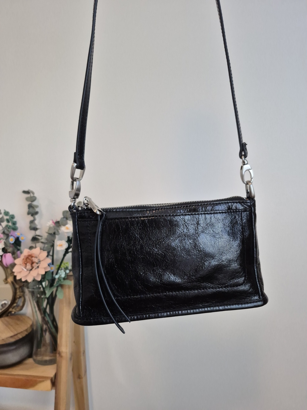HOBO Black Crinkle Leather Crossbody Or Shoulder Bag Like New